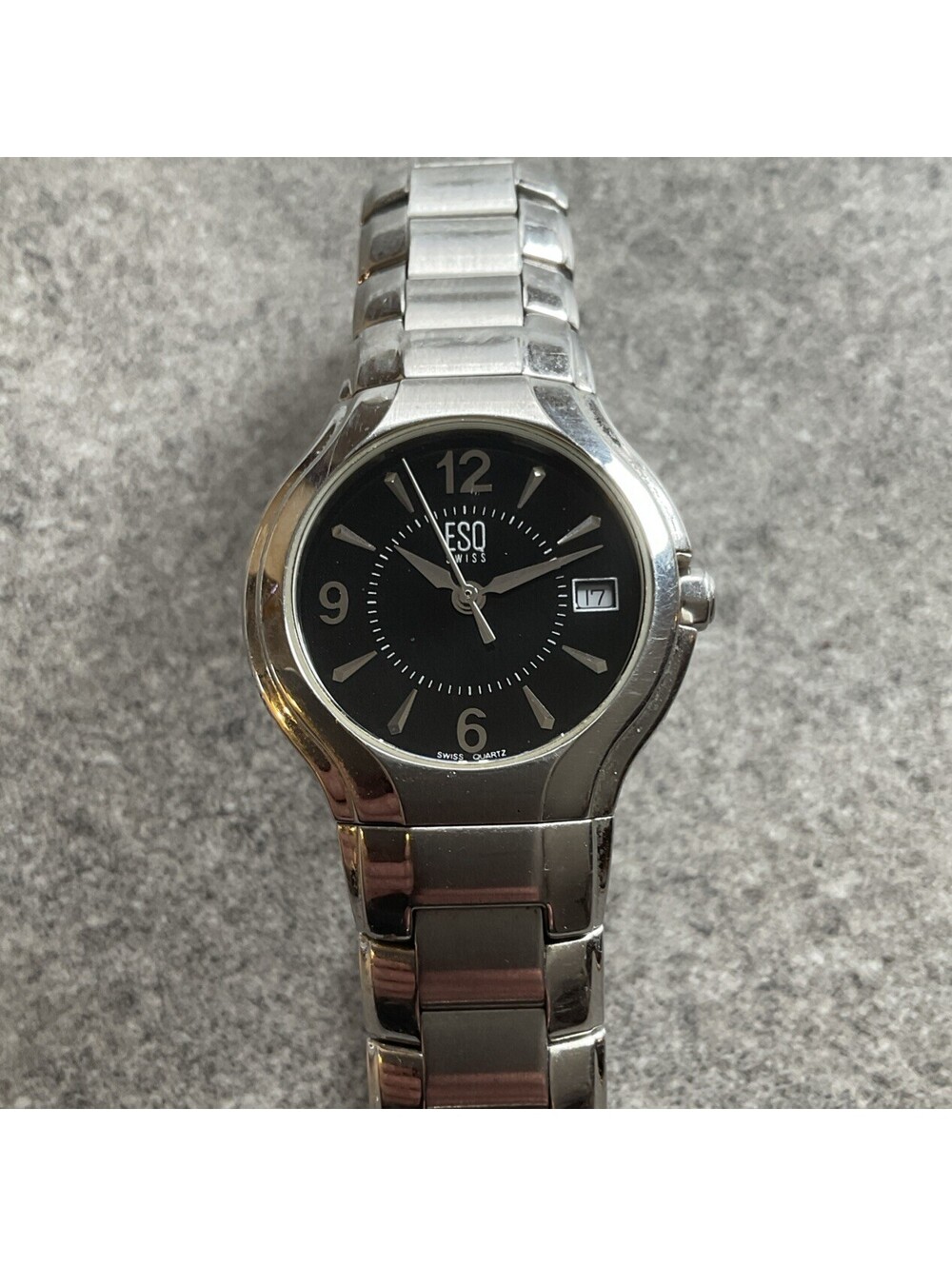 Vintage ESQ Swiss Watch Women 25mm Silver Tone Case/Band Black Dial W/Date A17